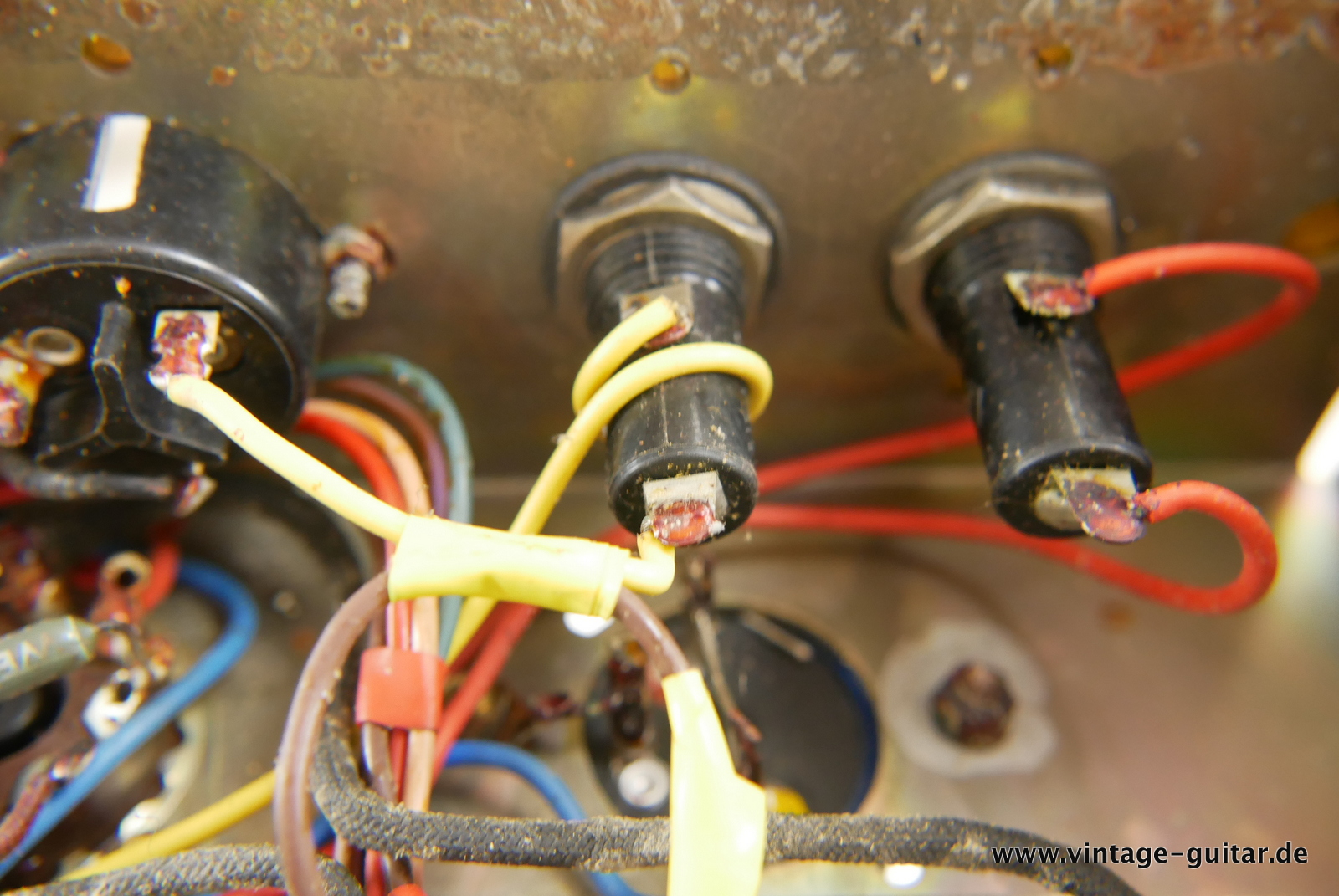 img/vintage/5441/Marshall_JMP_1992_Super_Bass_black 1970-041.JPG